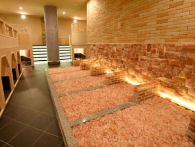 名古屋市のスーパー銭湯：アーバンクア(岩盤浴)