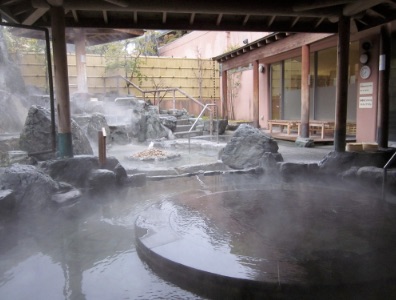 岡山県の朝風呂スーパー銭湯：湯郷鷺温泉館