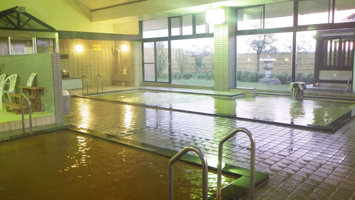 道の駅 庄内みかわ：なの花温泉 田田