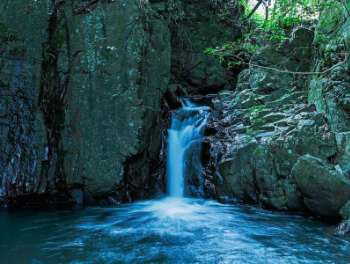 和歌山県の貸切個室サウナ：二ノ丸温泉(滝壺)